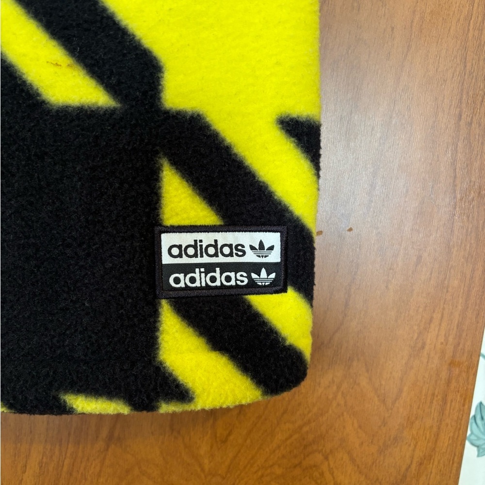 Adidas Women's Bold Yellow and Black Mini Skirt - Picture 3 of 8